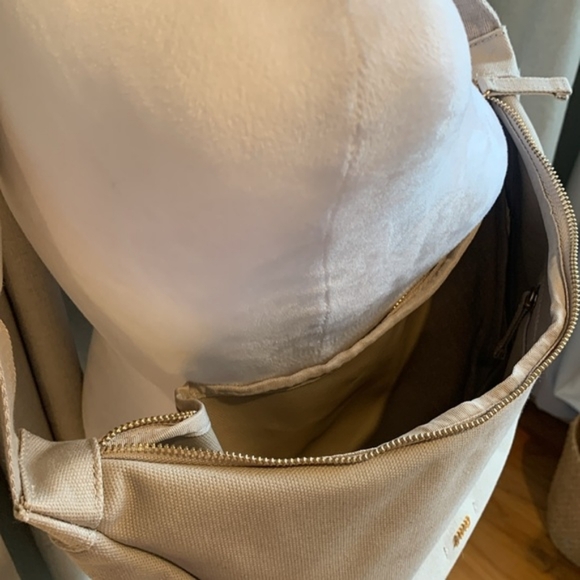 July Crescent Bag - Picture 2 of 11